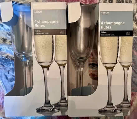 Photo of free Champagne flutes (Midstocket AB15) #1