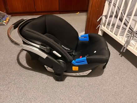 Photo of free car seat (D6) #1