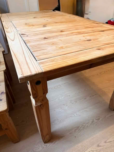Photo of free Mexican pine table (Caernarfon LL55) #3