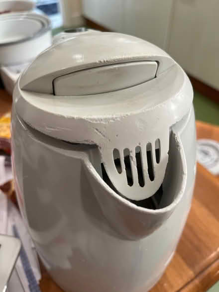 Photo of free Breville white 1.5L kettle (St Stephens AL3) #2