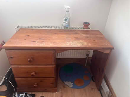 Photo of free Desk (Hartington Road BN2) #1