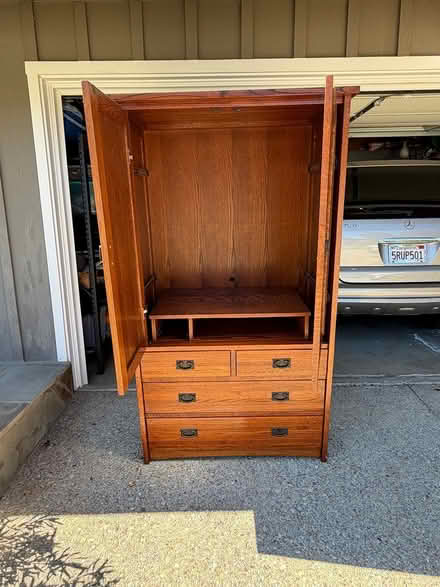 Photo of free Oak Cabinet (Upper Brittan San Carlos) #3
