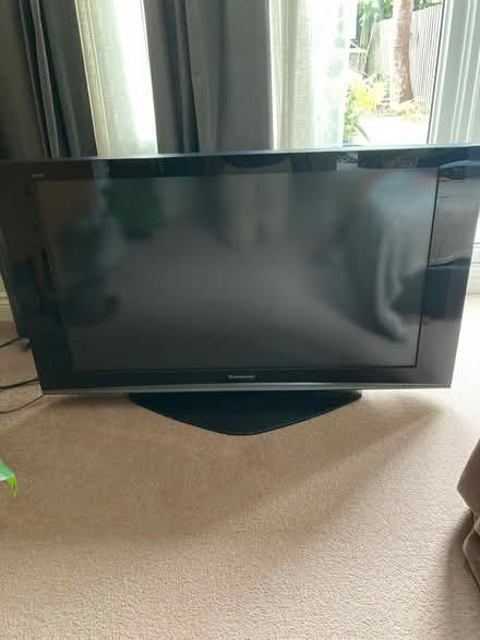 Photo of free Plasma Tv (Chesterfield S40) #1