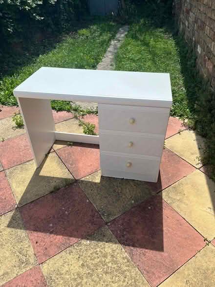 Photo of free White wooden desk (Leckhampton) #4