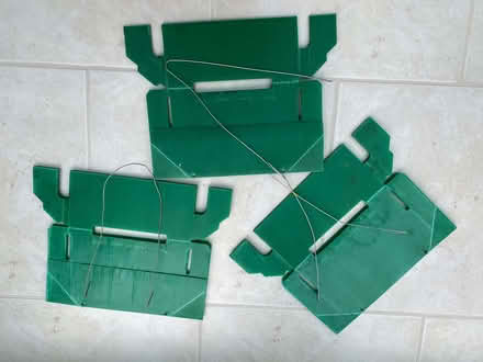 Photo of free Apple maggot monitoring traps (Bridport DT6) #1