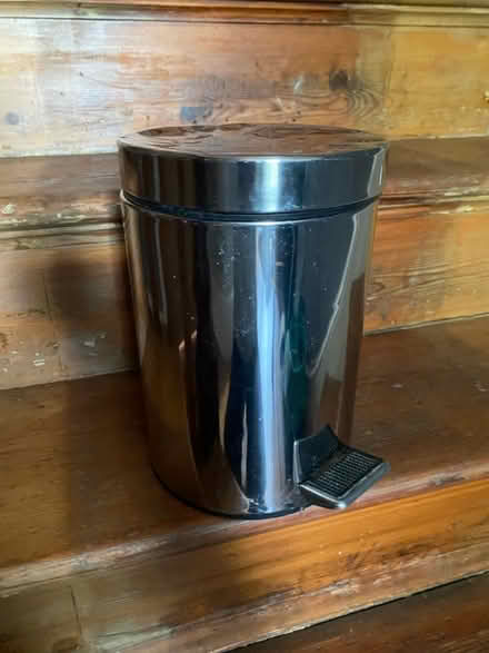 Photo of free Small Bathroom Pedal Bin (Wanstead E11) #1