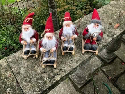 Photo of free christmas decorations (leicestershire le9 4dq) #1