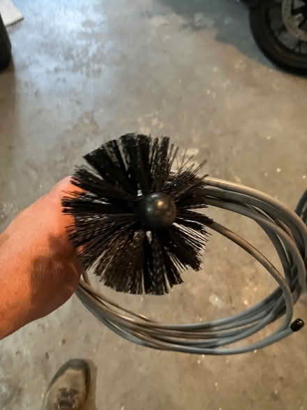 Photo of free 4” brush (Wingdale) #2