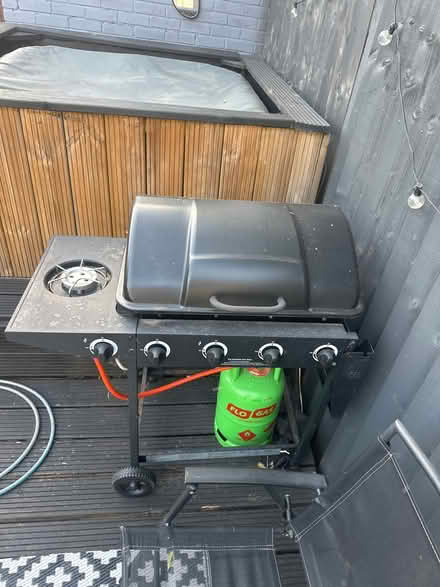 Photo of free Gas bbq (Coventry Wyken CV2) #1