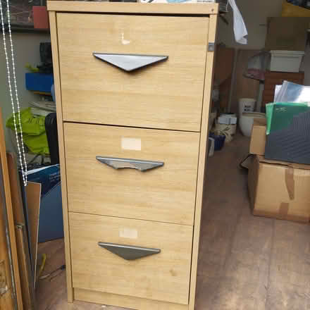 Photo of free Filing cabinet - 3 drawers (Penge BR3) #1