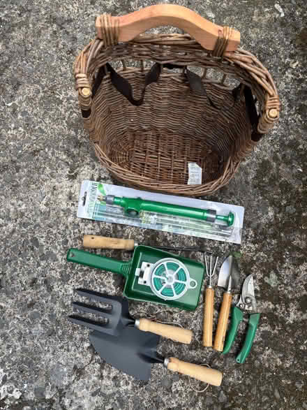 Photo of free Basket with garden things (Heaton NE6) #2