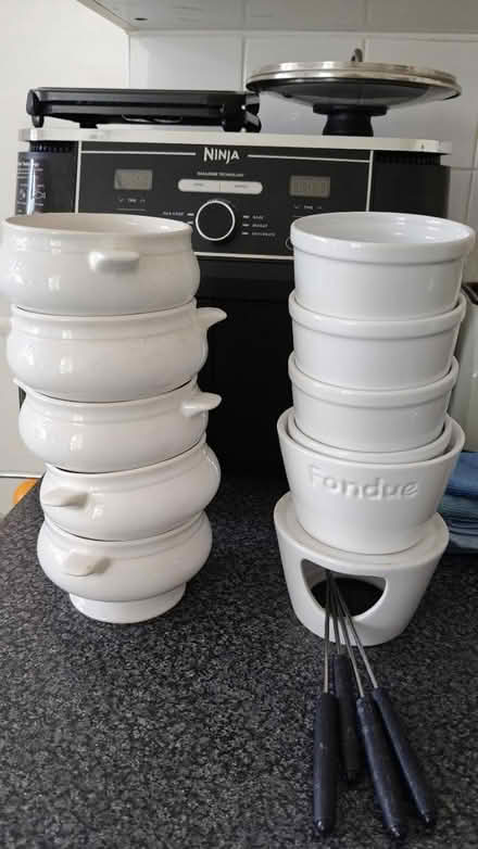 Photo of free Fondue and soup sets (Stockwell SW9) #1