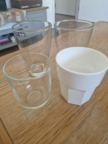 Photo of free 4 glasses (SE10) #1