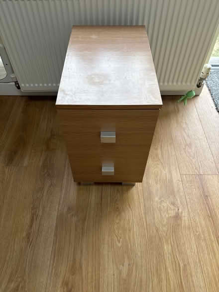 Photo of free Small bedside table (B437la) #1
