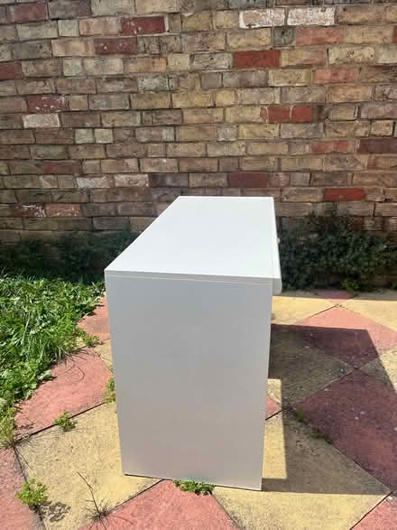 Photo of free White wooden desk (Leckhampton) #2