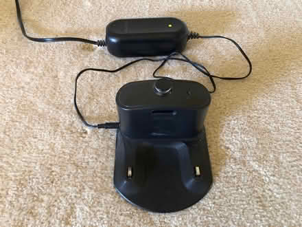 Photo of free Roomba 560 Vacuum Robot (Near El Camino & Hollenbeck) #2