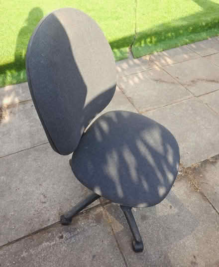Photo of free Swivel height adjustable office chair (Colshaw Farm SK9) #3