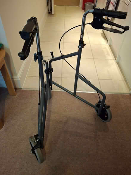 Photo of free 3 wheeled rollator (Lightwater GU18) #4