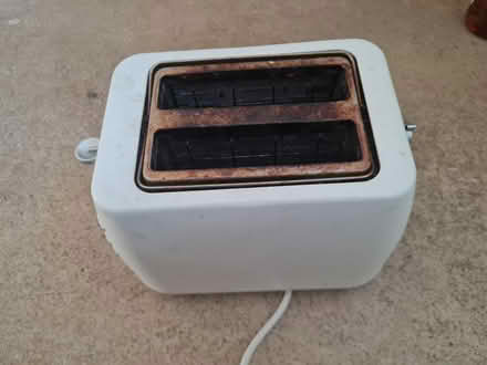 Photo of free Toaster (Tesco) (Central Lewes BN7) #2