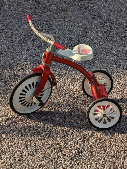 Photo of free Small child's tricycle (Inglewhite PR3) #1