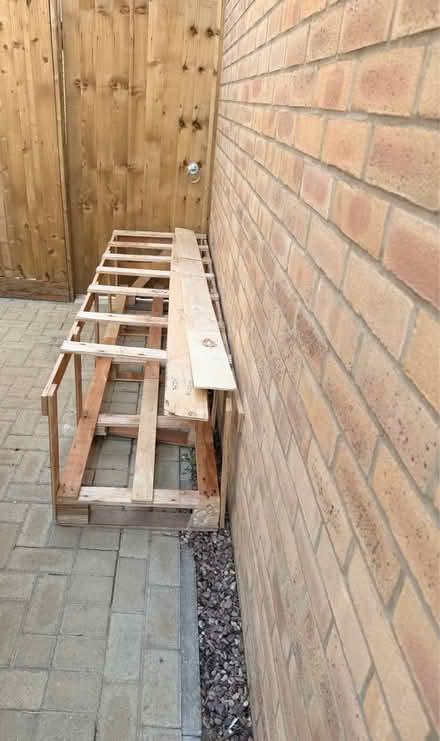 Photo of free Pallet (NN17 5hq) #1