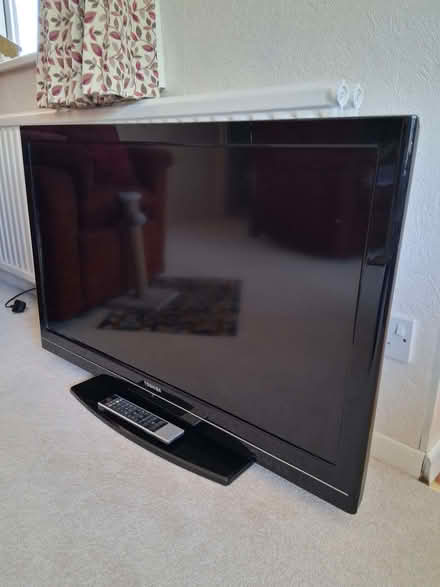 Photo of free Tv (Northcourt OX14) #1