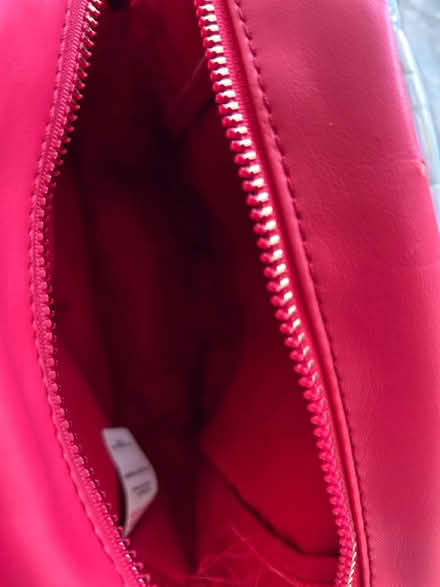 Photo of free Girls rucksack (Ha2 8pw) #4