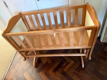 Photo of free Rocking crib (Kingston upon Thames KT1 3NE) #3
