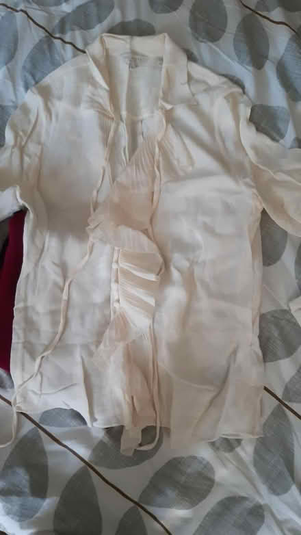 Photo of free Clothes &shoes (N7 9fn7) #3