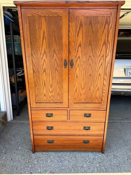 Photo of free Oak Cabinet (Upper Brittan San Carlos) #4