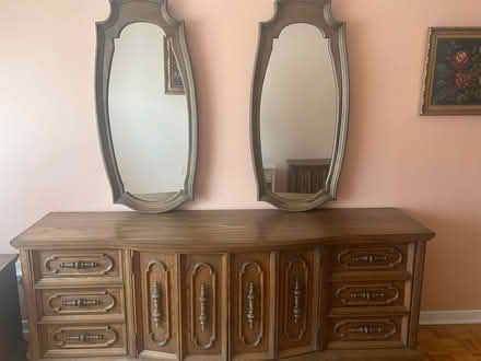 Photo of free Bedroom set (Ville Saint Laurent) #3