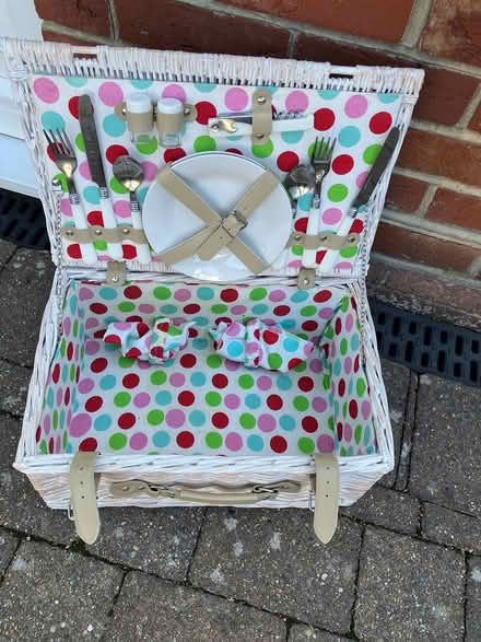 Photo of free Small picnic hamper (Hove BN3) #2