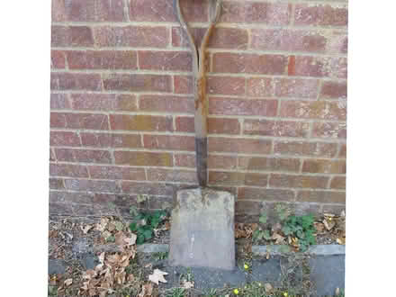 Photo of free shovel (Mount Pleasant GU9) #1