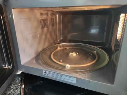 Photo of free 900w microwave (Longbridge, B31) #2
