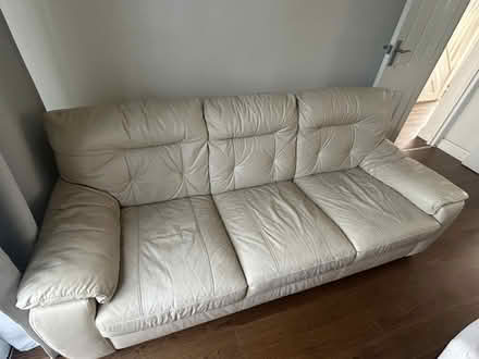 Photo of free 3 seats sofa (Stoneleigh KT4) #1
