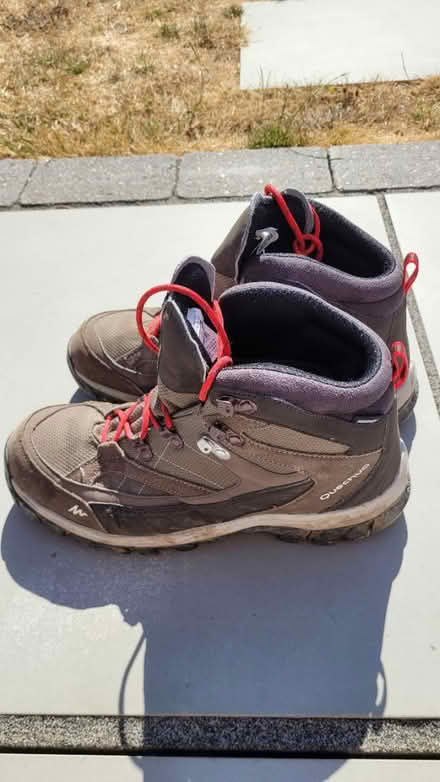 Photo of free Walking boots size 8.5 used (Wokingham, RG41) #1
