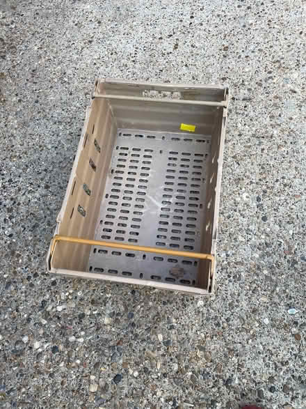 Photo of free Large crate (Chelmsford CM3) #1