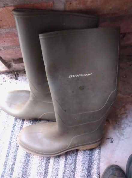 Photo of free Mens Wellington's (Wem SY4) #1