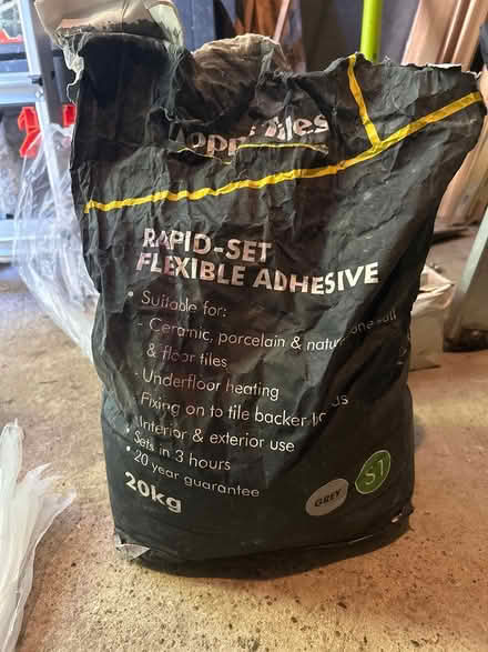 Photo of free Tile adhesive (Tooting Bec/Balham SW17) #1