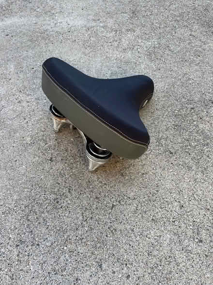 Photo of free Bicycle seat (SE AA) #1