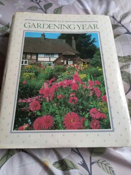 Photo of free Gardening book (Loughborough LE11) #1