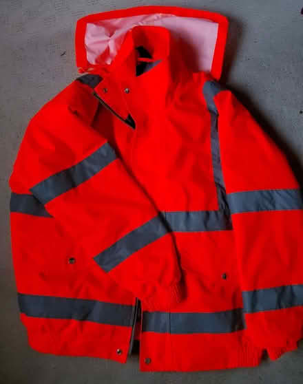 Photo of free HI-vis orange jacket (Alvaston DE24) #1