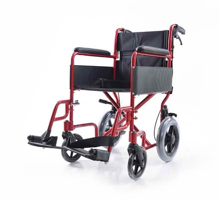 Photo of Wheelchair - Simple and folding for outing this weekend (Stroud GL6) #1