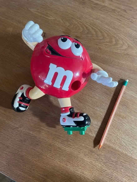 Photo of free M&M’s figurine (Sherwood NG5) #1