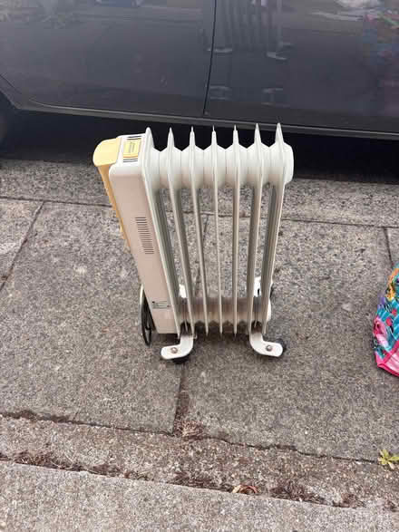 Photo of free Varied assortment of household items (New Hartley NE25) #3