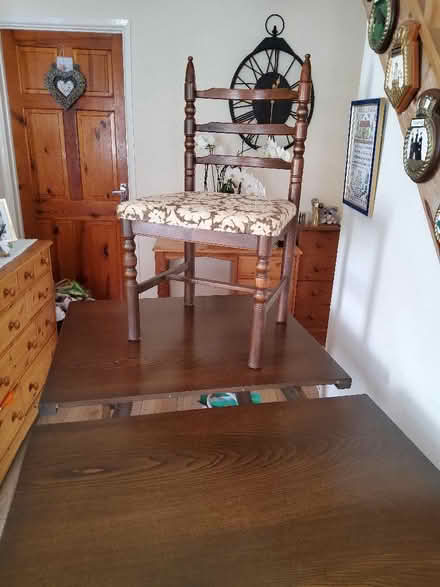 Photo of free Extending Table and 6 upholstered chairs (Havant PO9) #1