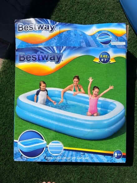 Photo of free Inflatable Splash Pool (Byfleet KT14) #1