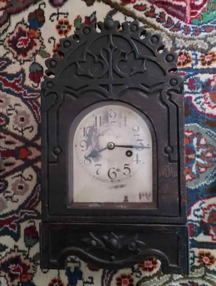 Photo of free Old mantel/shelf clock on wooden case (Halstead CO9) #1