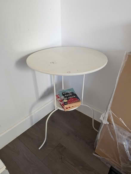 Photo of free White table (Northumberland park n17 0FN) #1