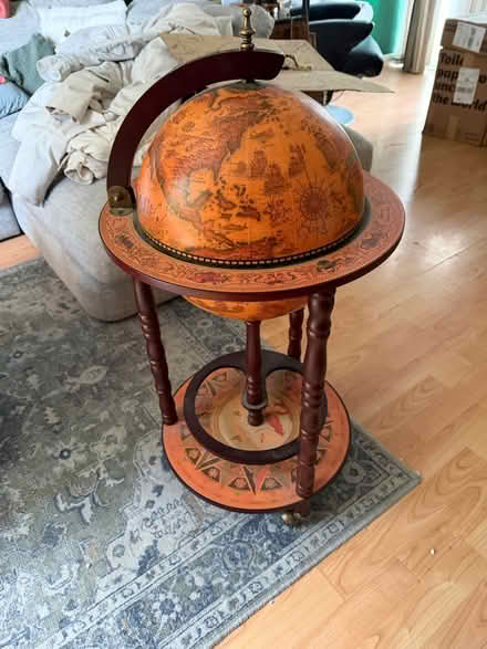 Photo of free Small Drinks Globe (Greenhills G75) #2